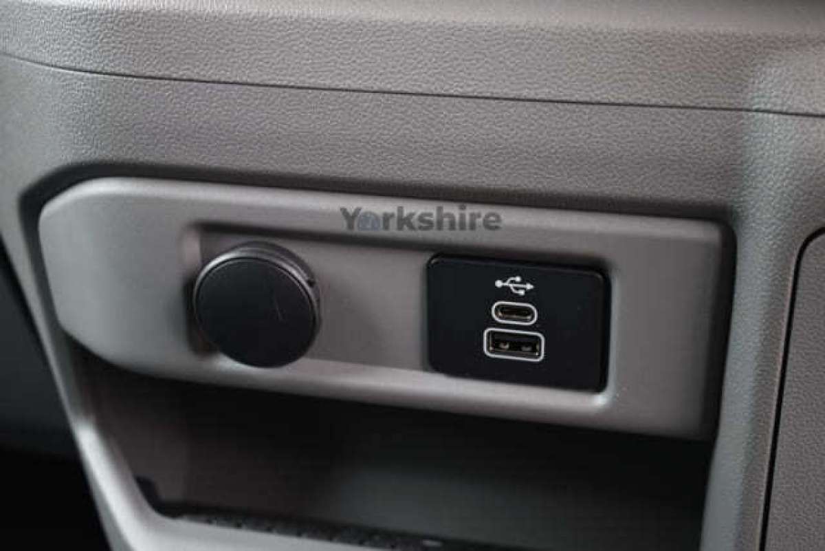 This is the Transit Custom 320 L1H1 232PS PHEV Sport Van vehicle.